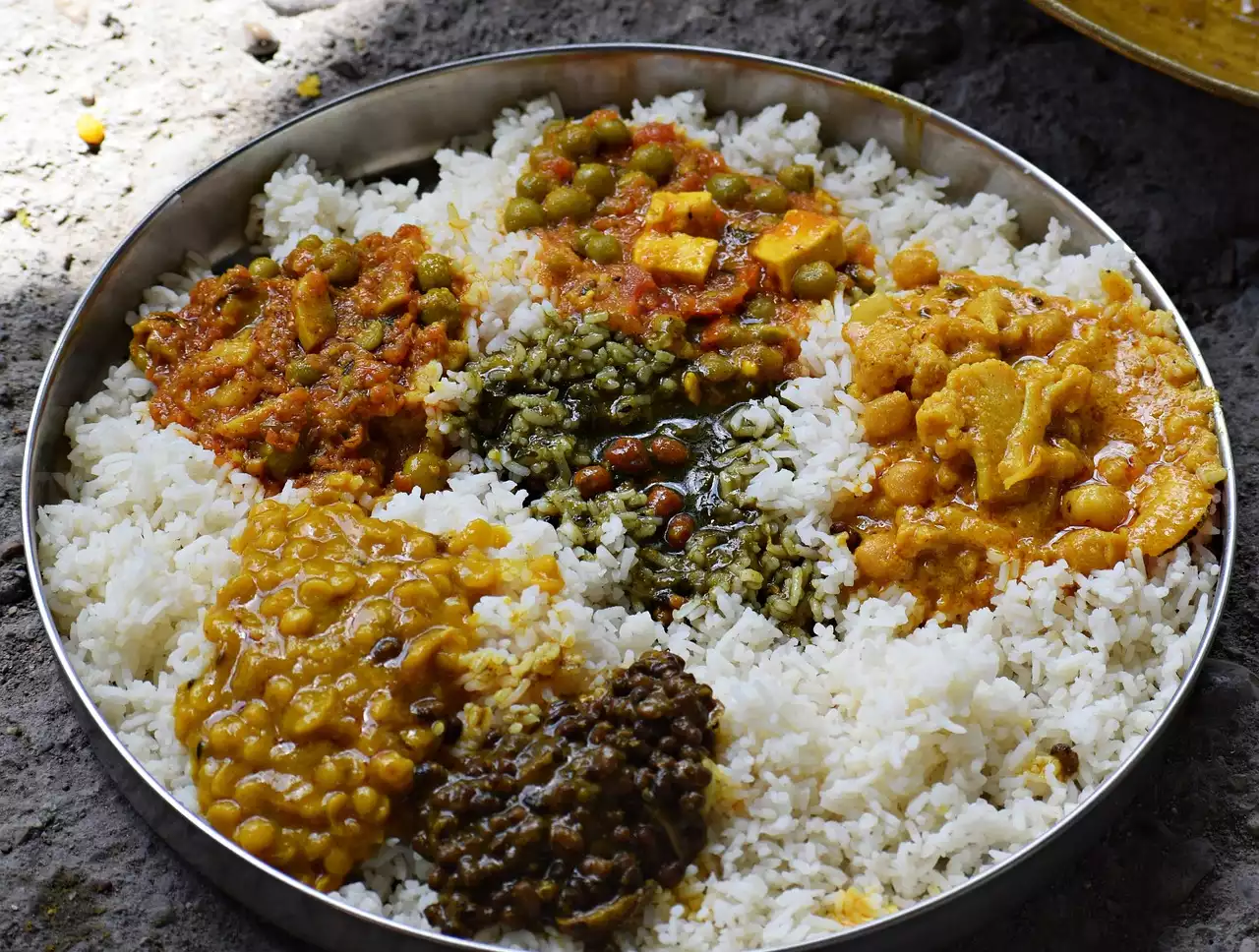 I benefici per la salute degli alimenti tradizionali indiani: esplorazione delle proprietà nutrizionali e medicinali